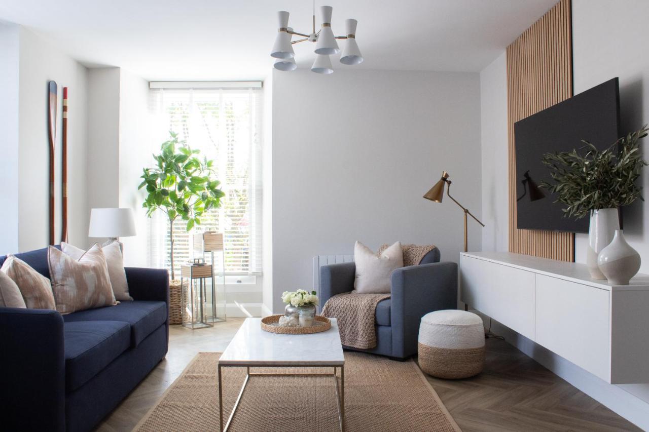 John Lewis Apartment Аберайрон Экстерьер фото